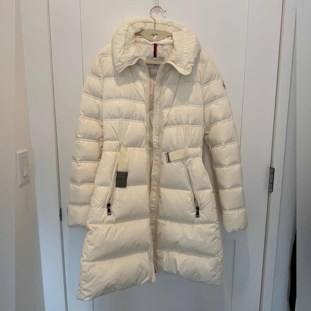 Moncler Cream puffer tie coat size 1